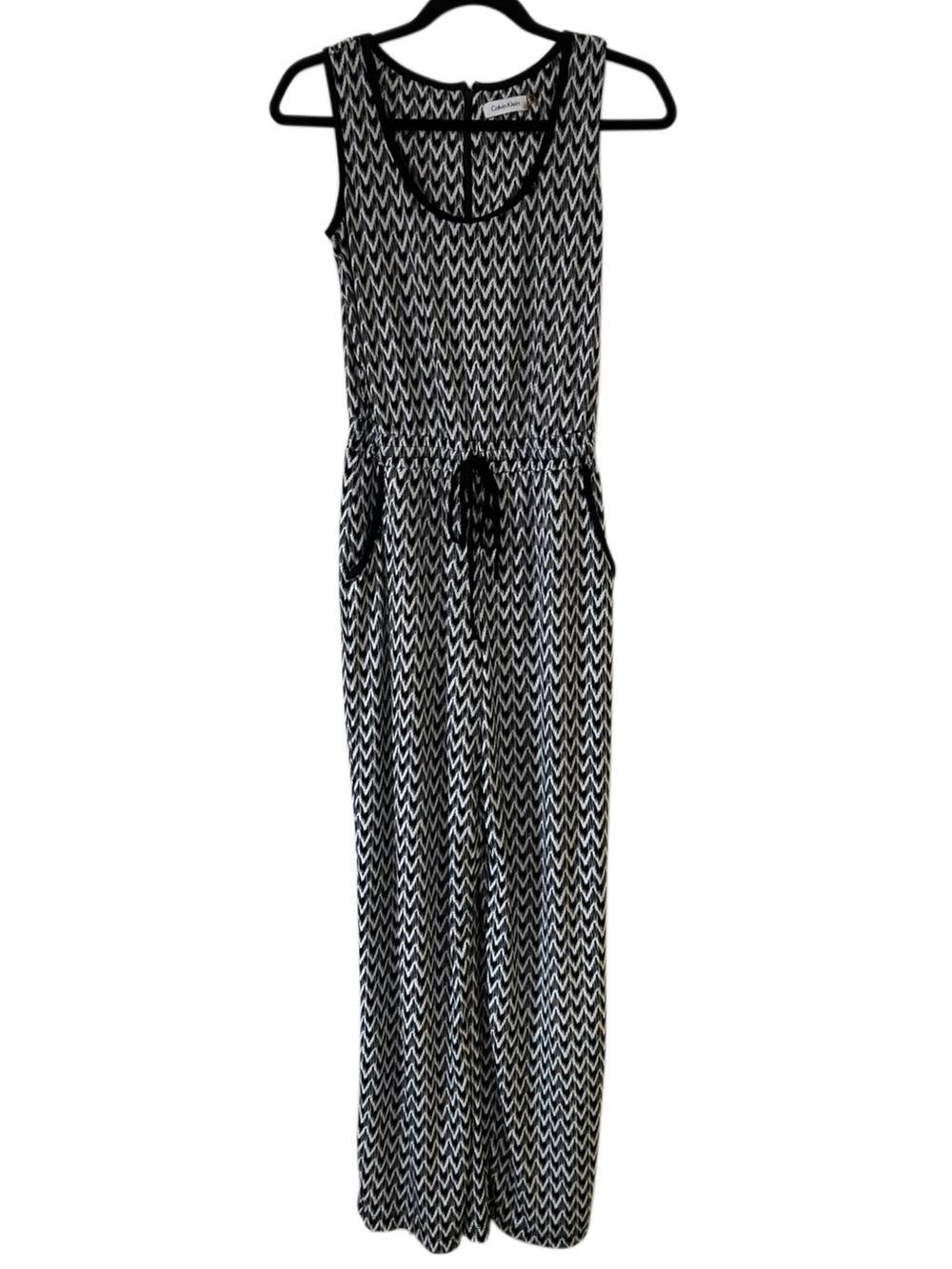 Calvin Klein Black and White Chevron Maxi Jumpsuit Romper Sz 4 - Picture 3 of 10